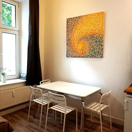 Cozy In Friedrichshain, 4 Quiet Guests Only
