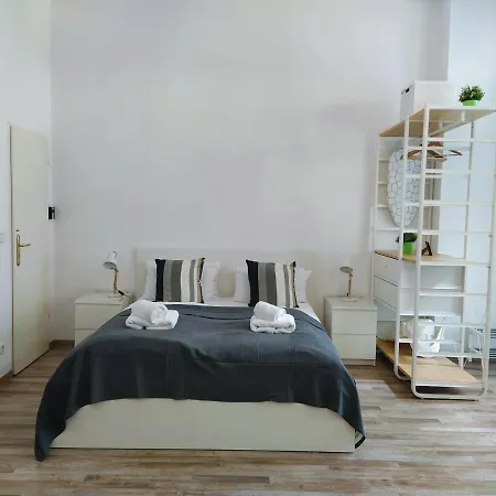 Apartament Cozy In Friedrichshain, 4 Quiet Guests Only Berlin