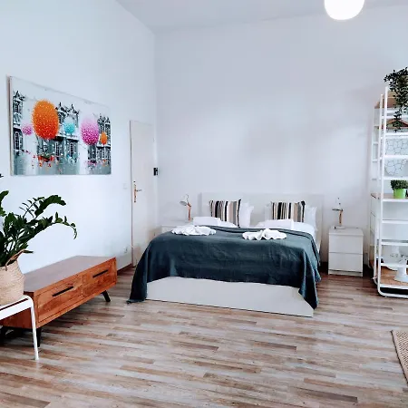 Cozy In Friedrichshain, 4 Quiet Guests Only Apartament Berlin