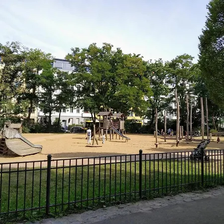 Cozy In Friedrichshain, 4 Quiet Guests Only Appartamento